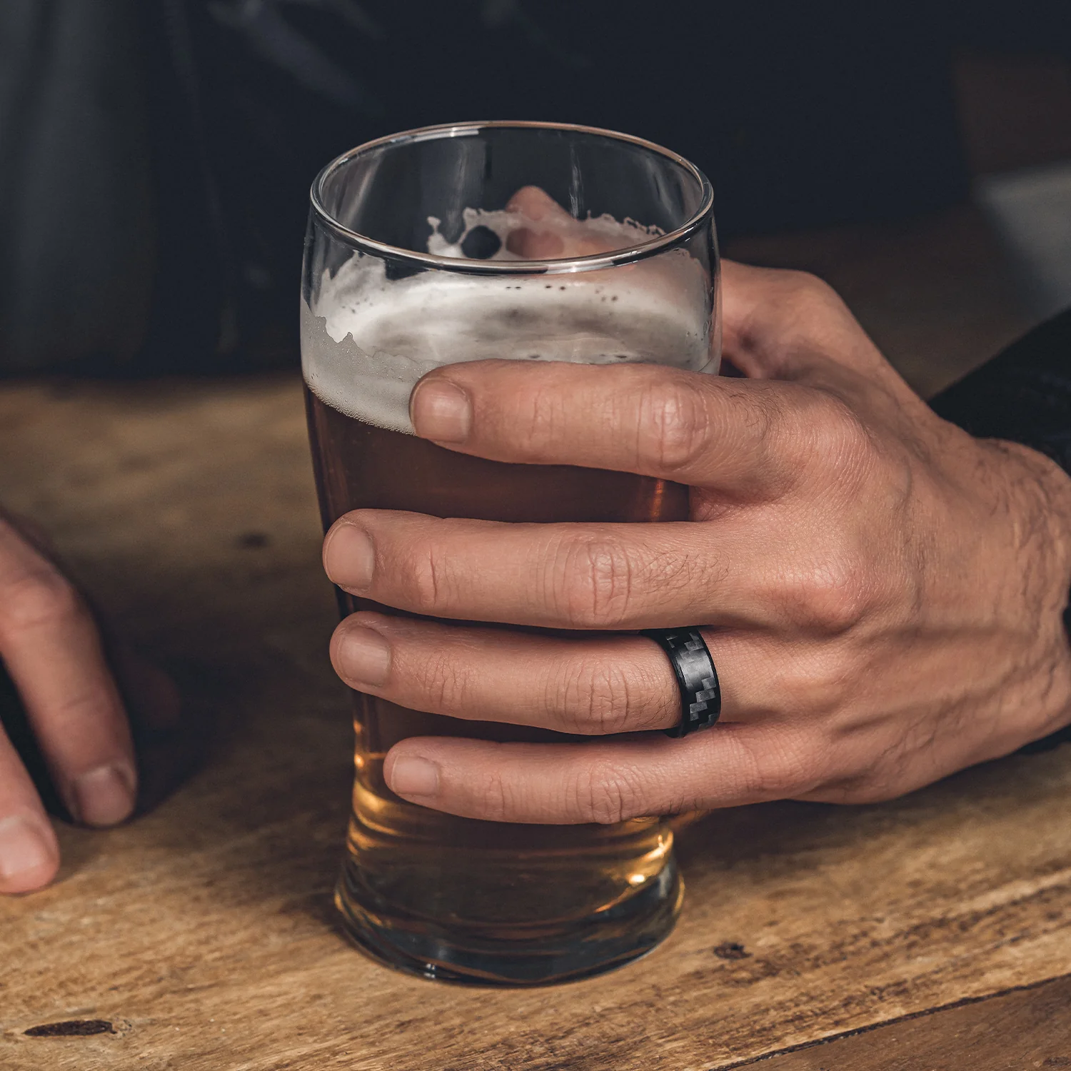 Ridge 8mm Beveled Ring Set - Carbon Fiber 3k - Image 7